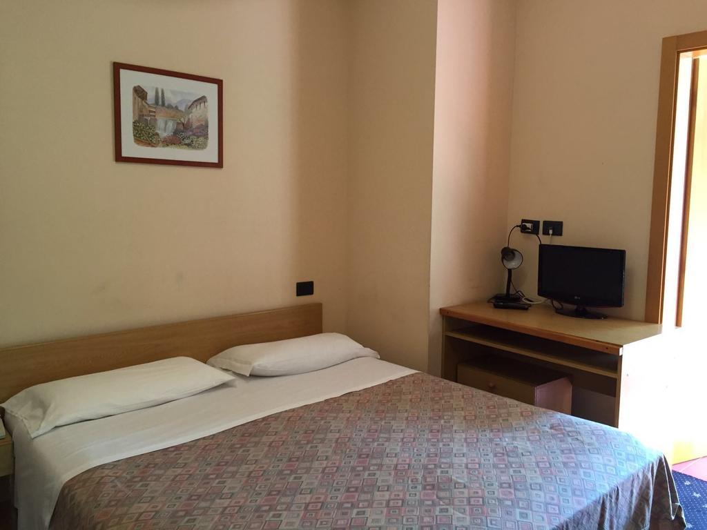 Hotel Rubino ナーゴ エクステリア 写真